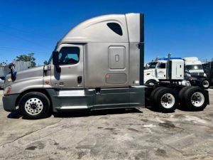 bank repo semi trucks for sale